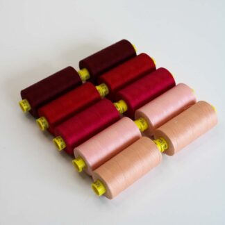 Gutermann Mara Polyester Thread in Pink and Red Mix